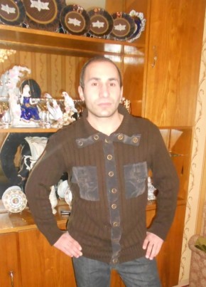 Giorgi Movsesian, 40, საქართველო, თბილისი