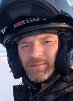 Александр из Архангельска 44 года