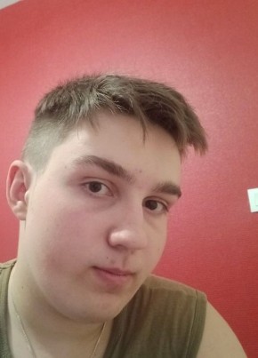 Александр, 19, Россия, Москва