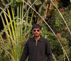 YJ PATEL, 21, Surat