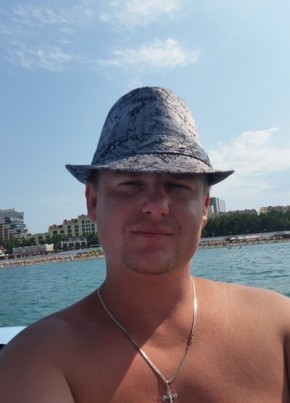 Андрей