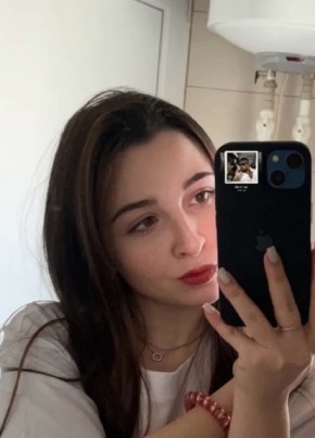 Арина из Краснодара 20 лет