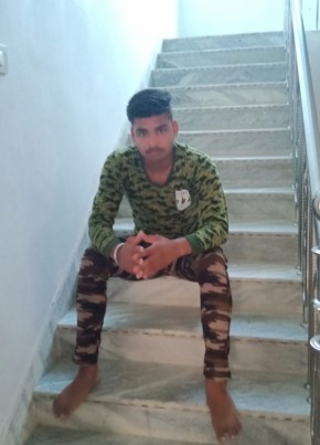 Pradeep Singh, 21, India, Jaipur