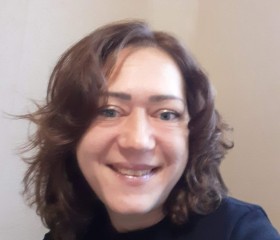 Natalya Kashitskaya, 48, Minsk