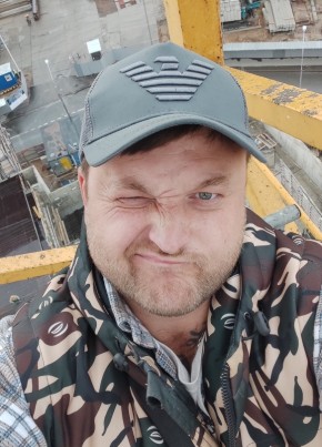 Макс, 35, Россия, Псков