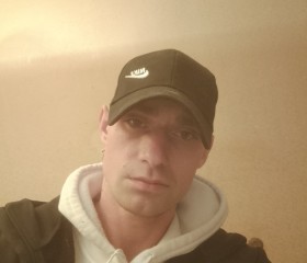 Serega, 32, Saint Petersburg