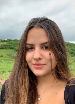 Mirella Rodrigue из Sinop 21 год