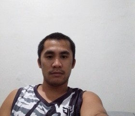 Arey, 19, Talisay (Western Visayas)