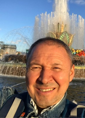 Robert, 51, Russia, Moscow