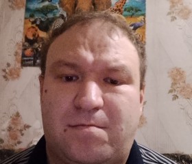 Sasha, 30, Yekaterinburg