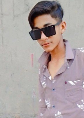 Fardeen, 19, India, Shujālpur