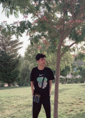 Omar, 19, جمهورية العراق, أبو غريب