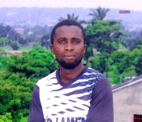 RAPHY LEMA, 33, Masina