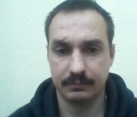 Геннадий, 44 года, Небуг