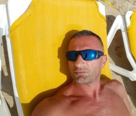 Unknown, 50, Castelldefels