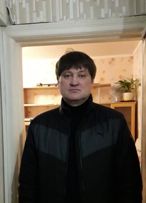Роман, 51, Россия, Ильинский