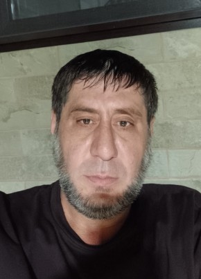 руслан из Дербента 44 года