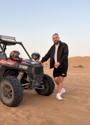 Maksim, 40, Russia, Moscow