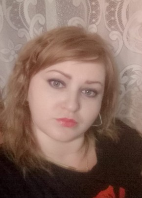 Елена, 36, Россия, Новомичуринск