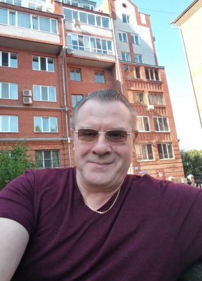 Vasily из Brooklyn 54 года