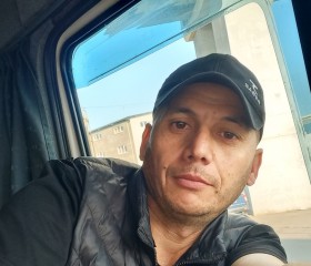 Rustam, 42, Bekobod