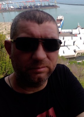 Игорь, 48, Россия, Ольгинка