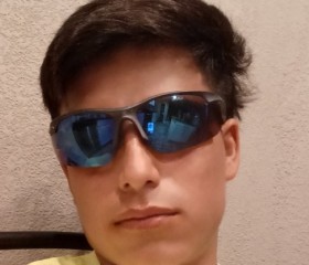 Yunior, 23, Phoenix