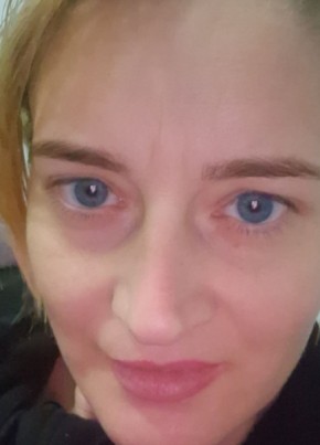 Irina, 36, Romania, Tulcea
