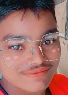 Balveer Yadav, 18, India, Kashipur