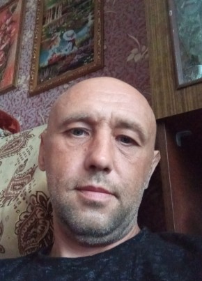 Vitaliy, 43, Russia, Moscow