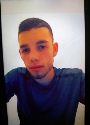 Tristan, 22, République Française, Rouen