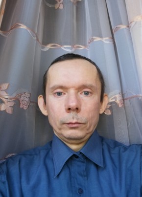 Максим из Новомосковска 47 лет