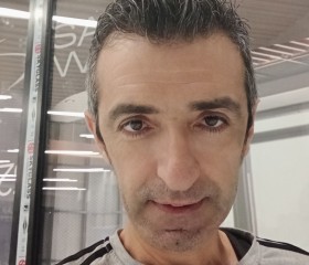 Anar, 45, Baku