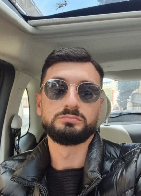Gennaro, 33, Repubblica Italiana, Napoli