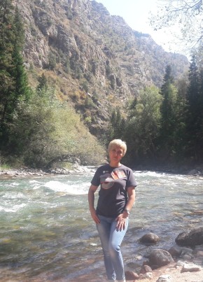Дина, 48, Кыргыз Республикасы, Бишкек