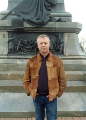 Александр, 47, Россия, Дивноморское