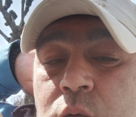 Ibrahim isak, 44, Linz