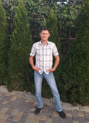 Viktor, 45, Russia, Simferopol