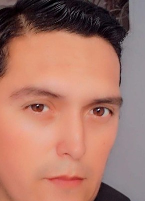 Edicson Narciso, 35, República del Perú, Lima