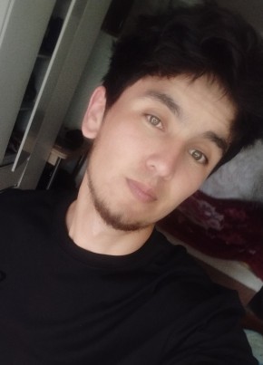 AMIR из Ефремова 23 года