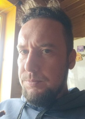 Евгений из Сясьстроя 43 года