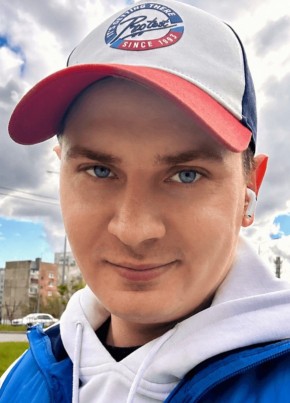 Артем из Воронежа 34 года
