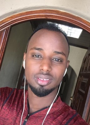 hamzo, 27, Kenya, Nairobi