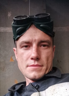 Олег, 39, Россия, Большой Камень