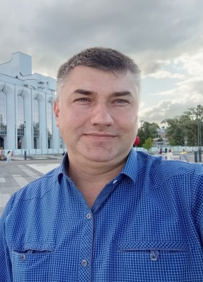 Роман из Санкт-Петербурга 44 года