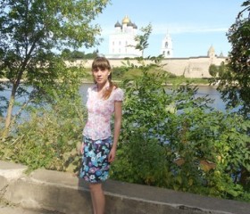 Ольга, 34 года, Псков