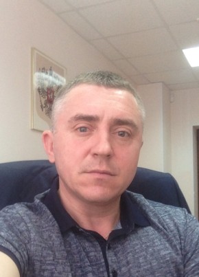 Василий, 44, Россия, Сургут