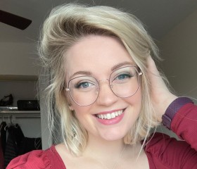 Mimi Palomino, 36, Paris