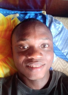 Aaron, 24, Liberia, Monrovia