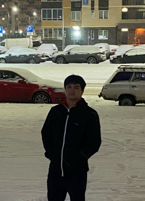 Жонибек из Москвы 21 год